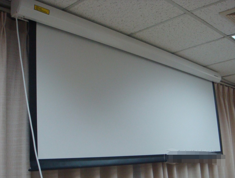 美视电动幕(120英寸/玻珠/4:3)