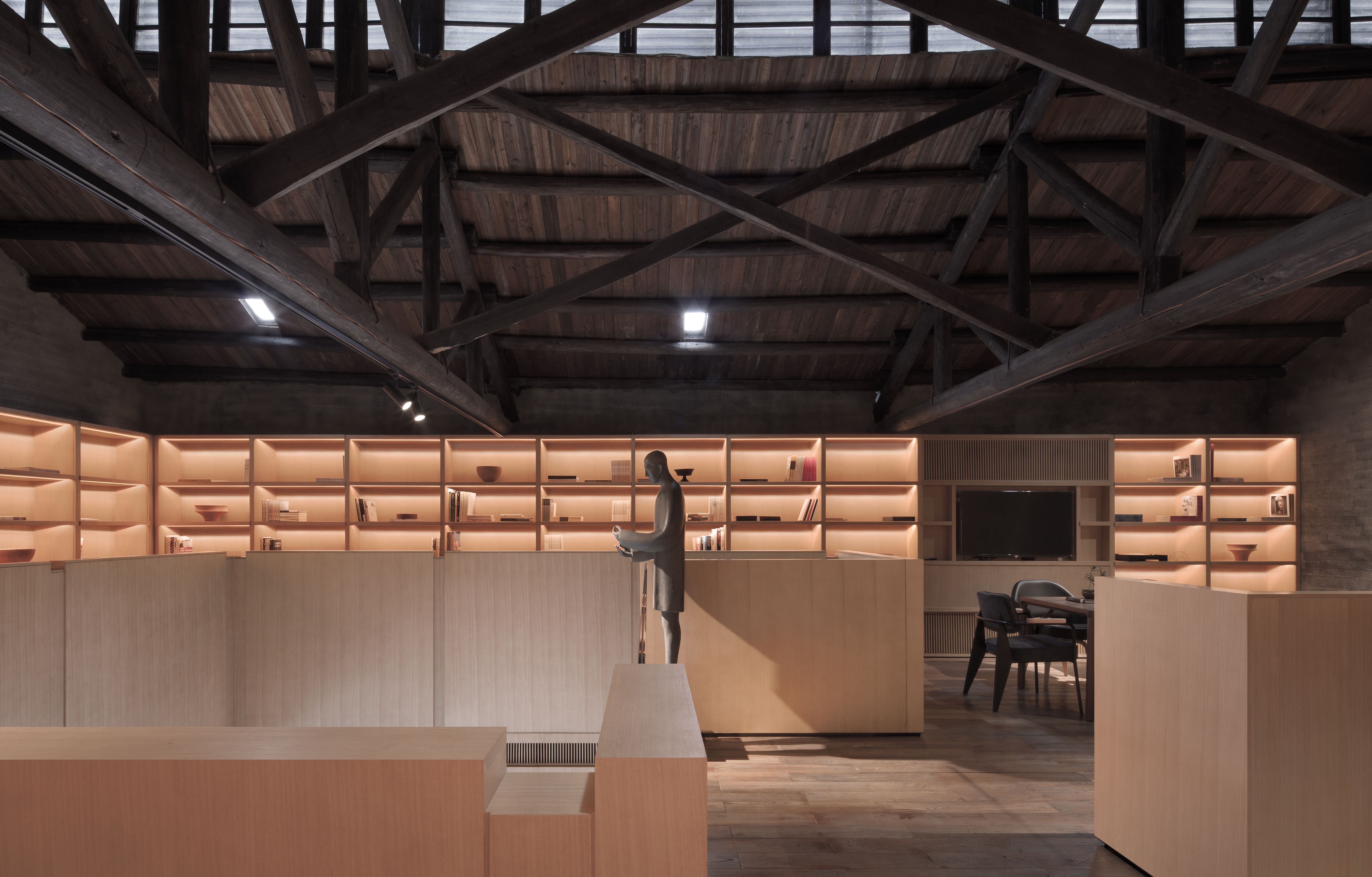  p data-id="gnz0czc3di">琚宾,设计师,创基金理事,水平线设计品牌