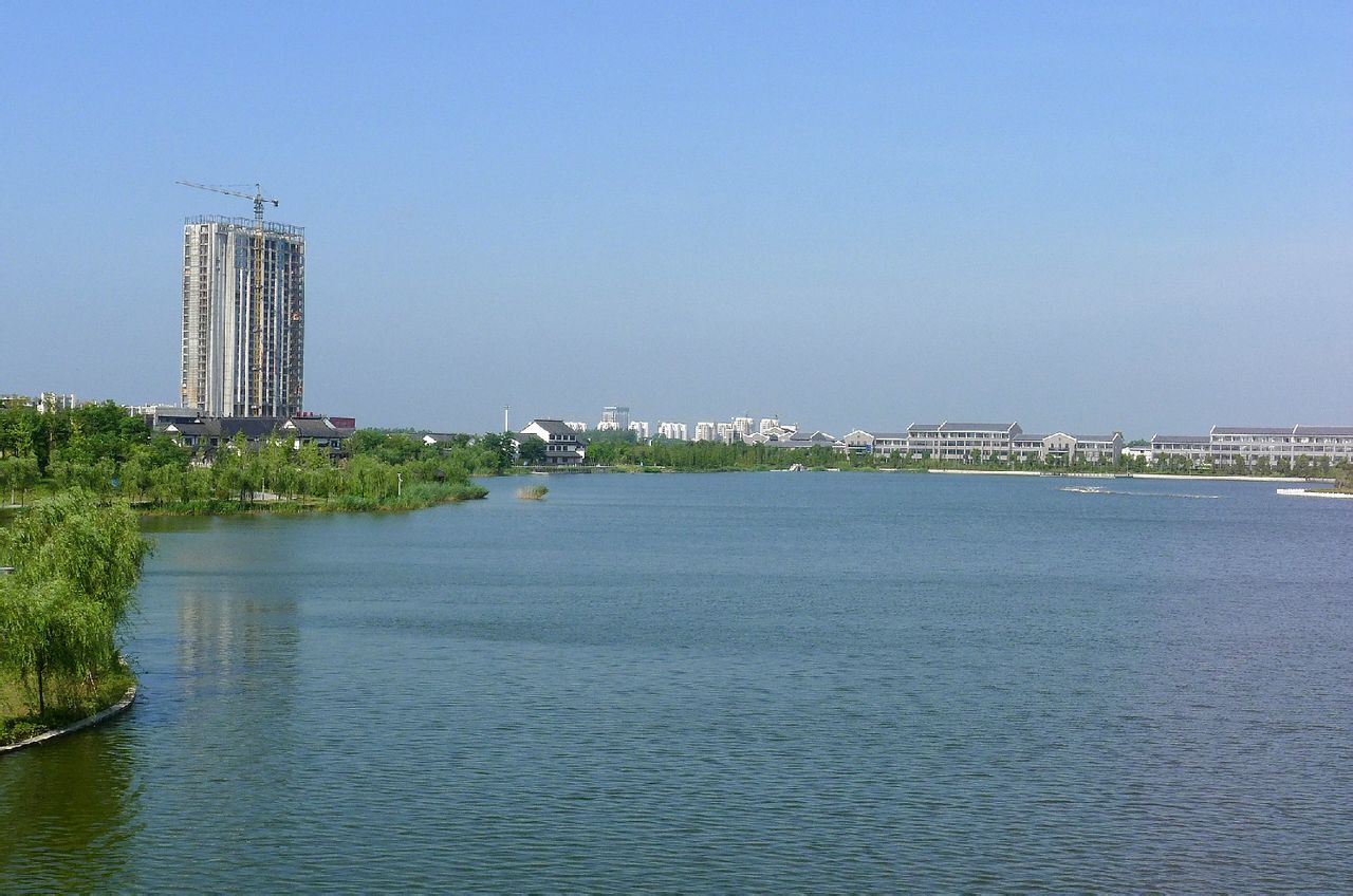  p>建湖县,位于江苏省 a target="_blank" href="/item/苏北/1181676"