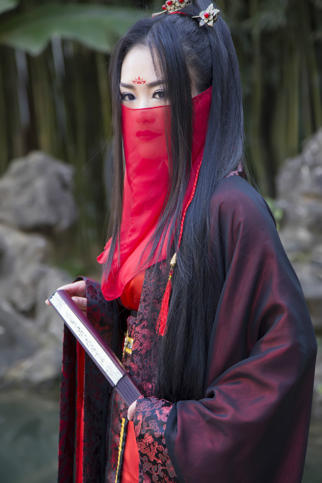 花容天下》《 a href="#" data-lemmaid="8712491">十里红莲艳酒 /a>