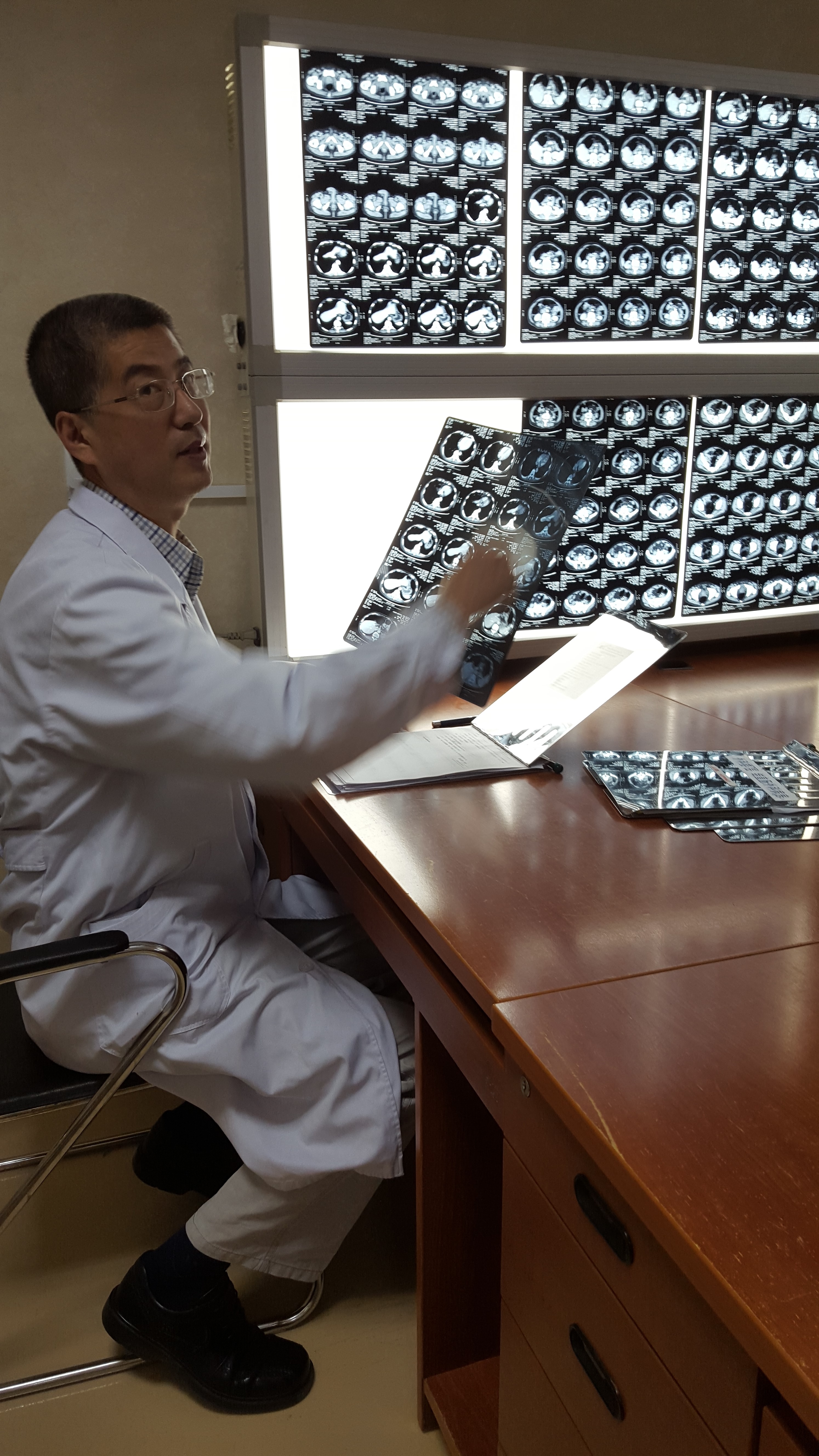 中國醫學科學院腫瘤醫院、手續代辦黃牛掛號微信，客服24小時在線的簡單介紹