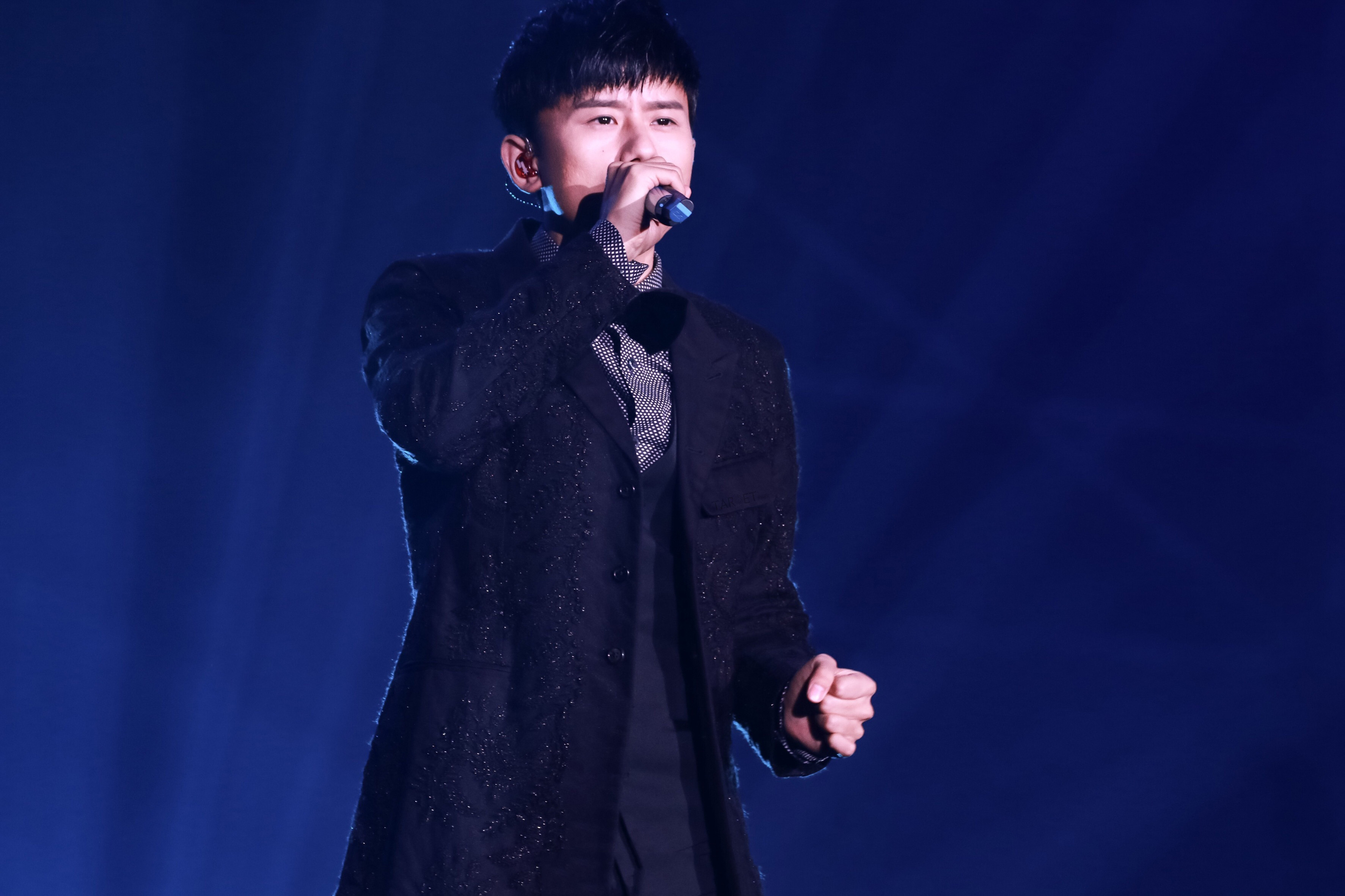 (jason zhang),1982年12月20日出生于四川省成都市,中国流行男歌手