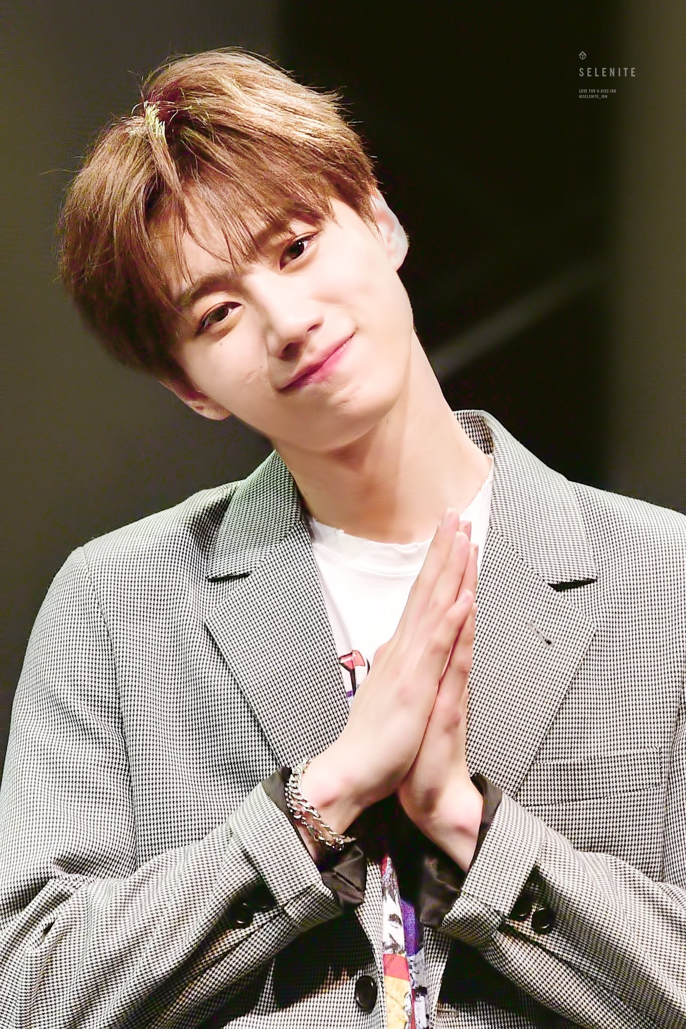  p data-id="gnbidxe7ui">李濬荣,艺名jun,1997年1月22日出生于韩国