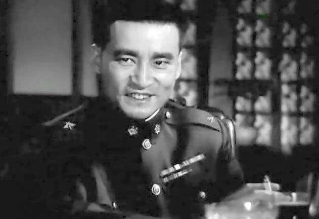 徐鹏飞是著名红色经典小说《 a target="_blank" href="/item/红岩