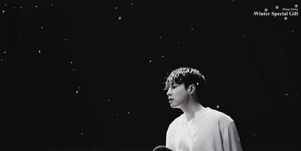  p></p></a>《winter special gift》是由中国内地男歌手张艺兴担任制作人,于