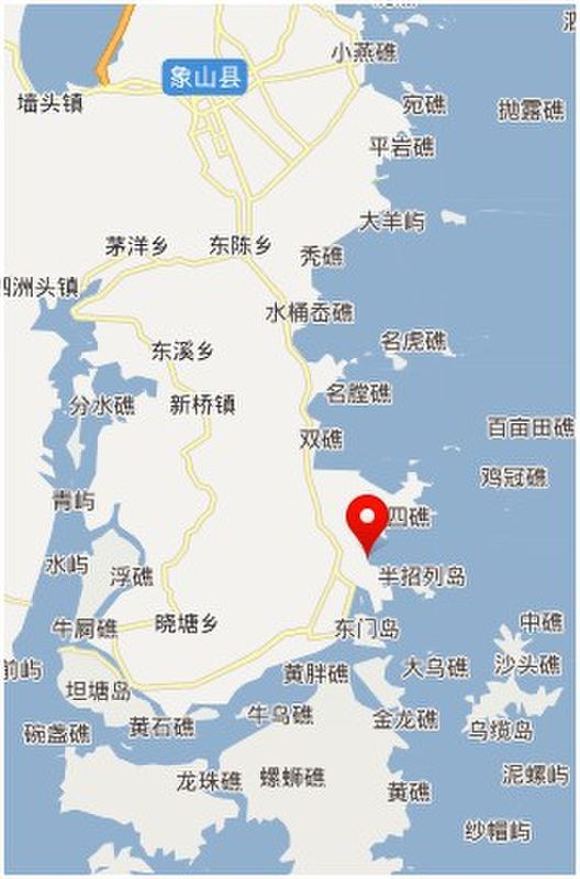 "渔村"里建有一幢幢渔家小楼,度假者们在楼中推