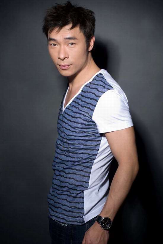  p>许志安(andy hui),1967年8月12日生于香港,祖籍广东省广州市番禺区