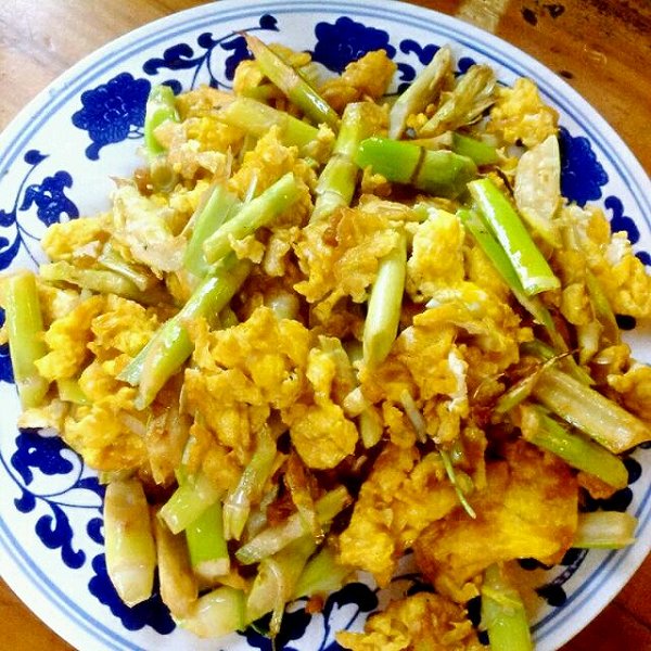 小笋炒鸡蛋