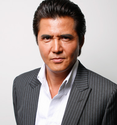  p>竹内力,1964年1月4日出生于日本大分县,影视演员,制片.