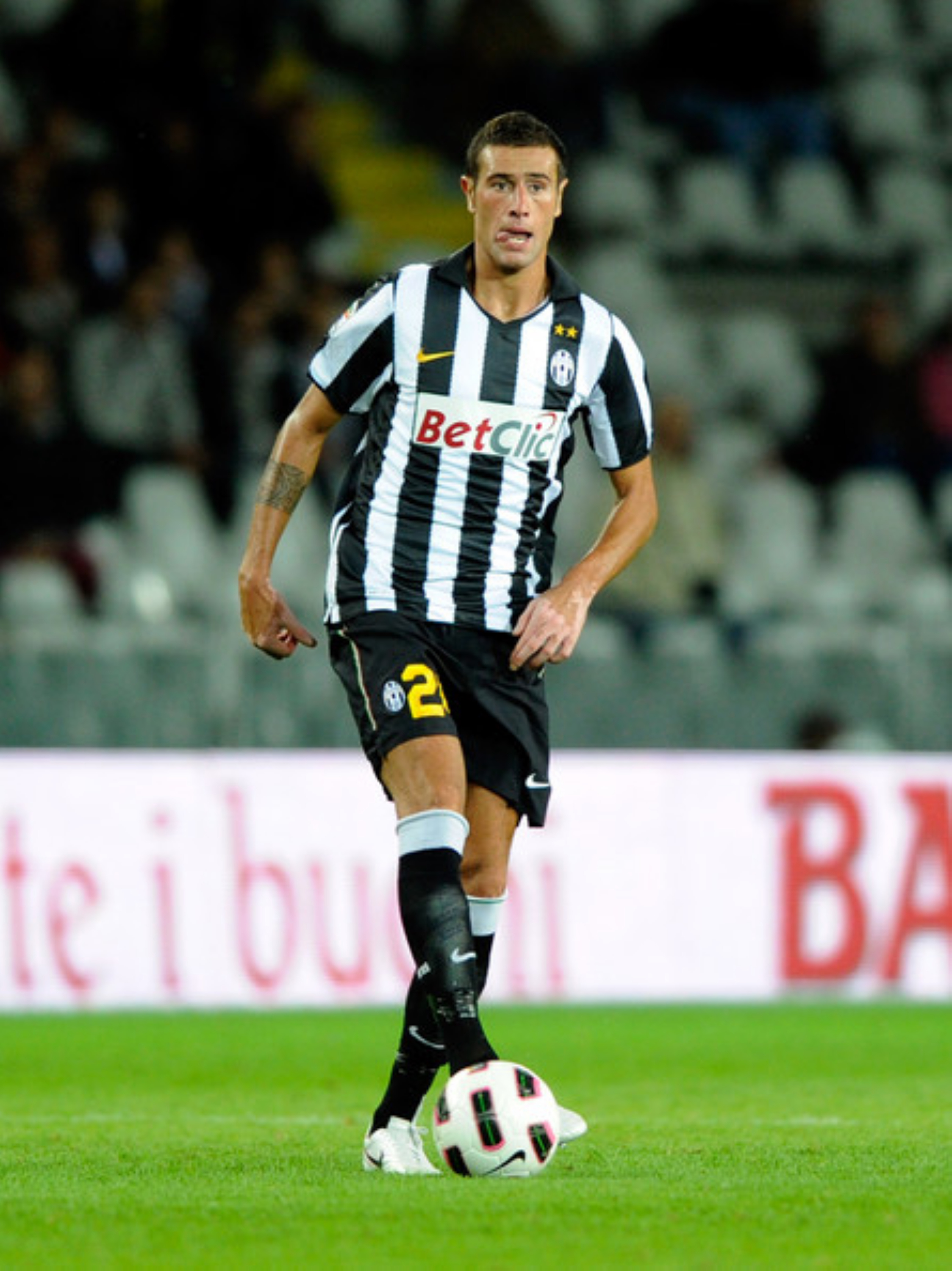 莱昂德罗·里纳乌多