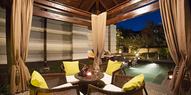 牛驼温泉孔雀城