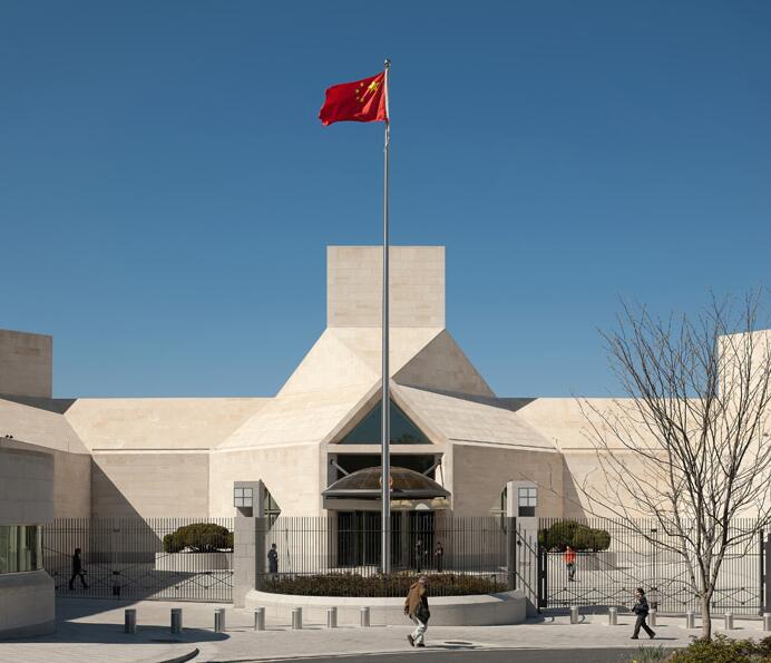 位于美国首都华盛顿西北区,占地面积10796平方米,建筑面积39900平方米