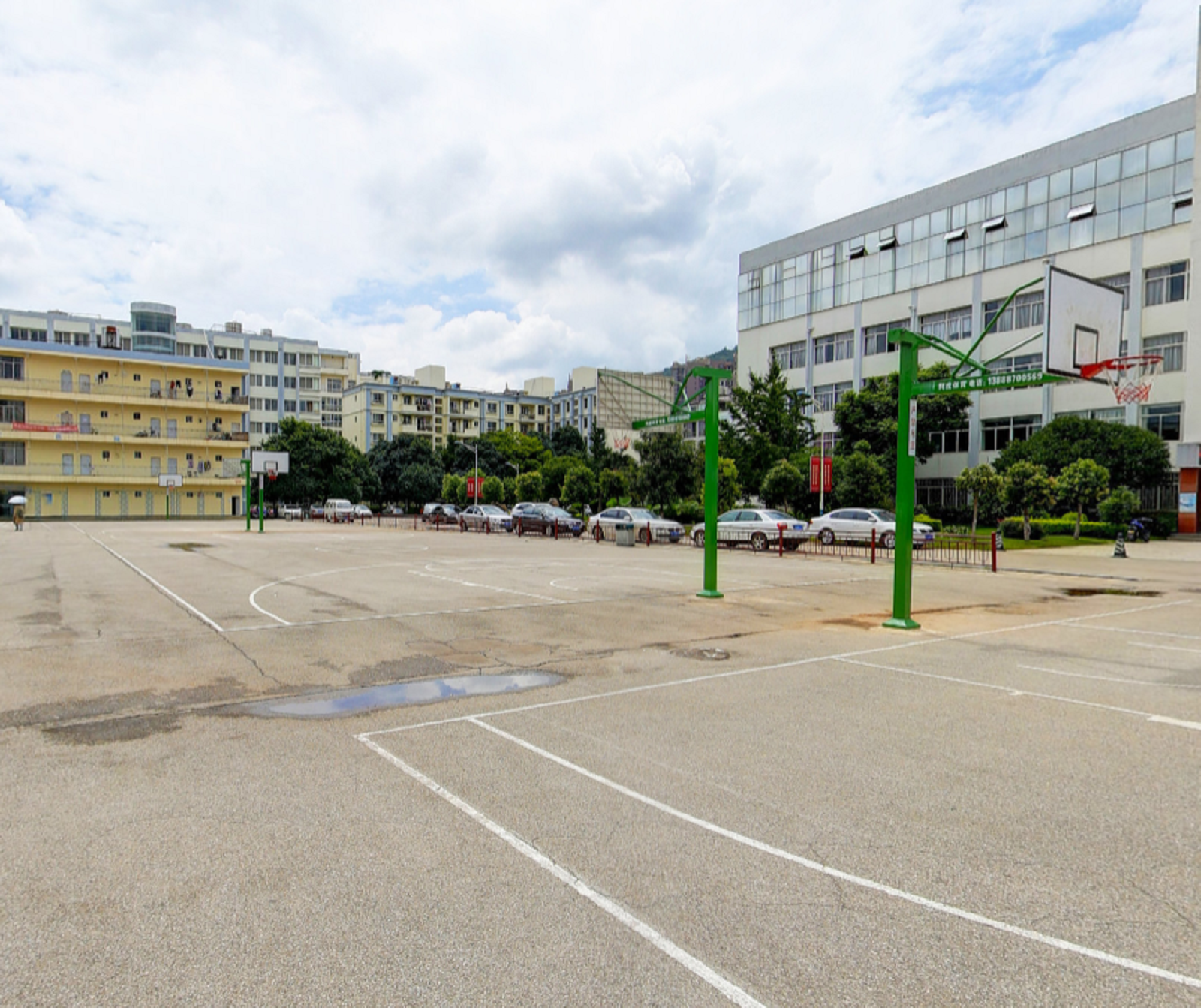 云南经济管理职业学院