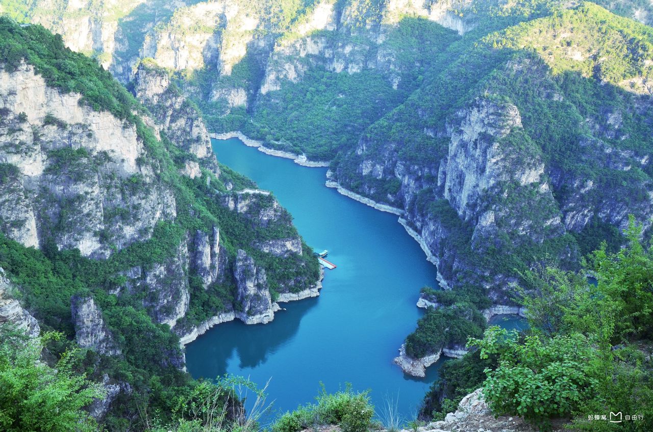  p>峰林峡(原名群英湖)风景区位于 a target="_blank" href="/item