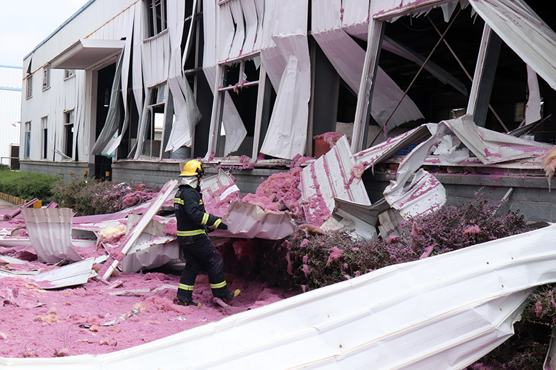 10·15陆川化工厂爆炸事故