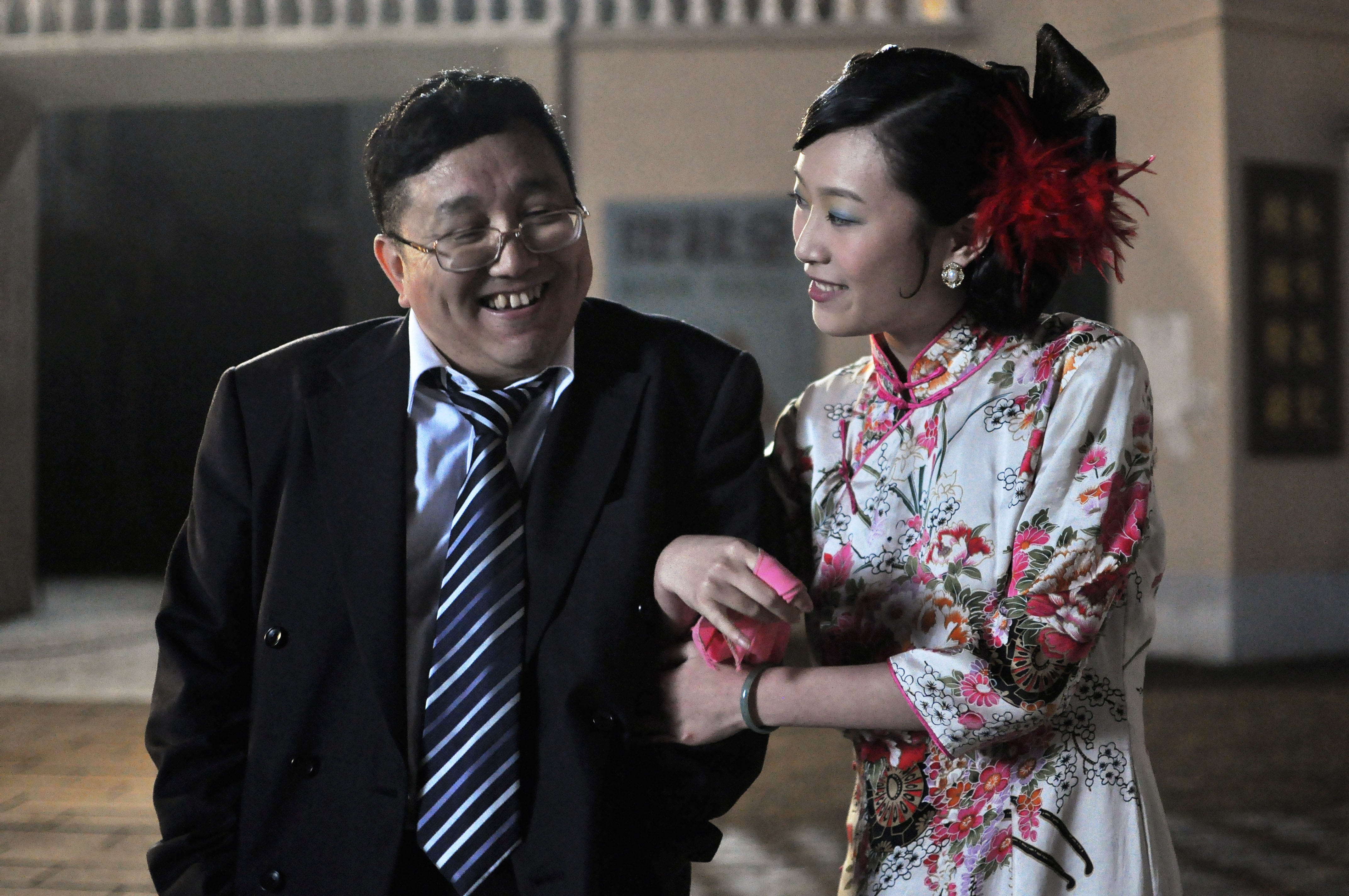  p>电视剧《与狼共舞》是由江苏艺星影视文化传播有限公司出品.