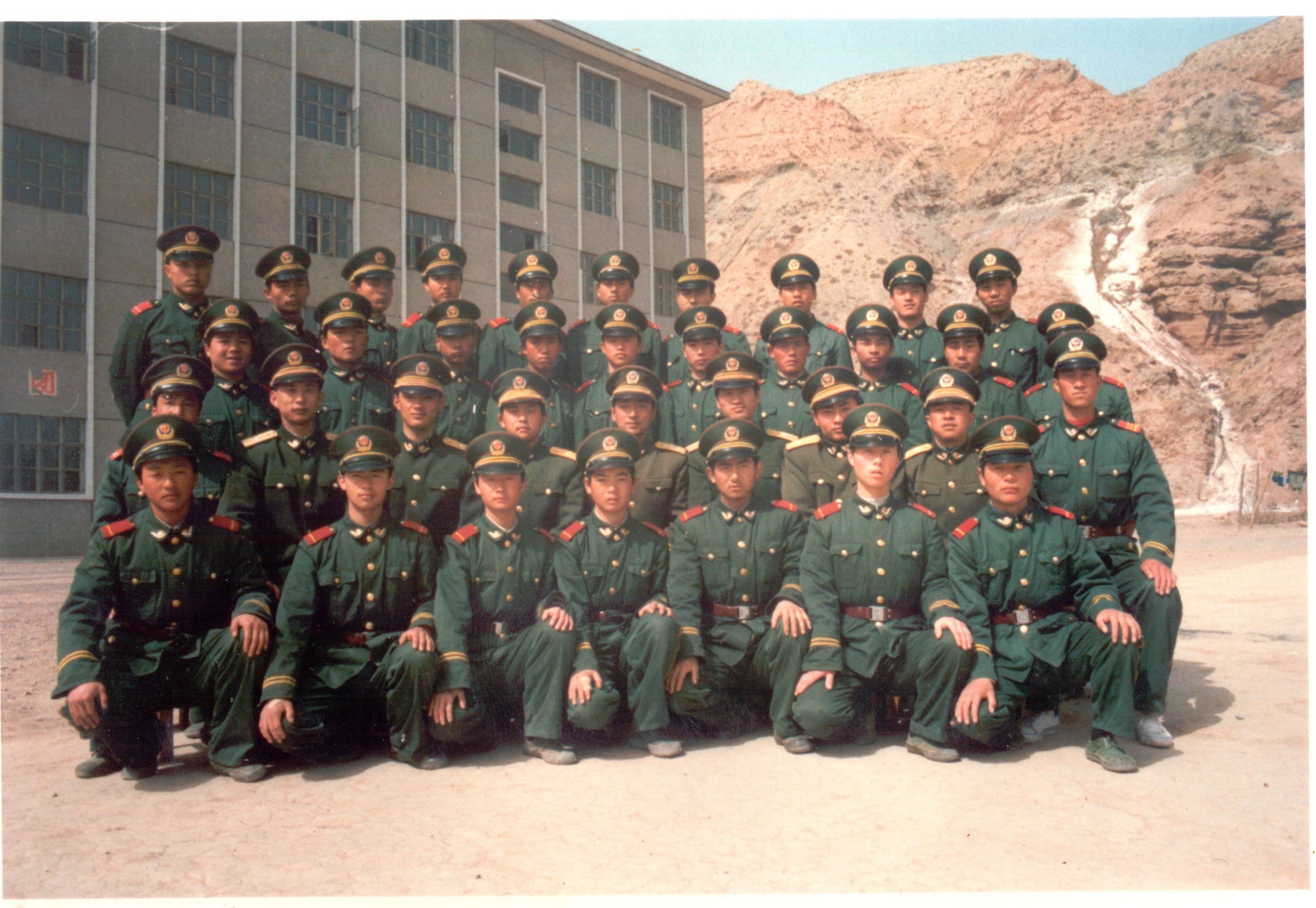 data-id="gnb6u6mpns">牟小龙,中国国际特种保镖联盟协会副会长中国