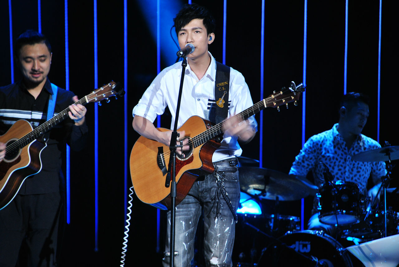  p>陈楚生,1981年7月25日出生于海南省三亚市,祖籍广东省普宁市,中国