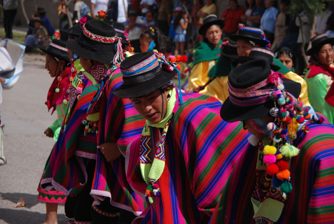  p>阿劳干人又称阿劳坎人  操同一语言的南美印第安人,住在智利中部