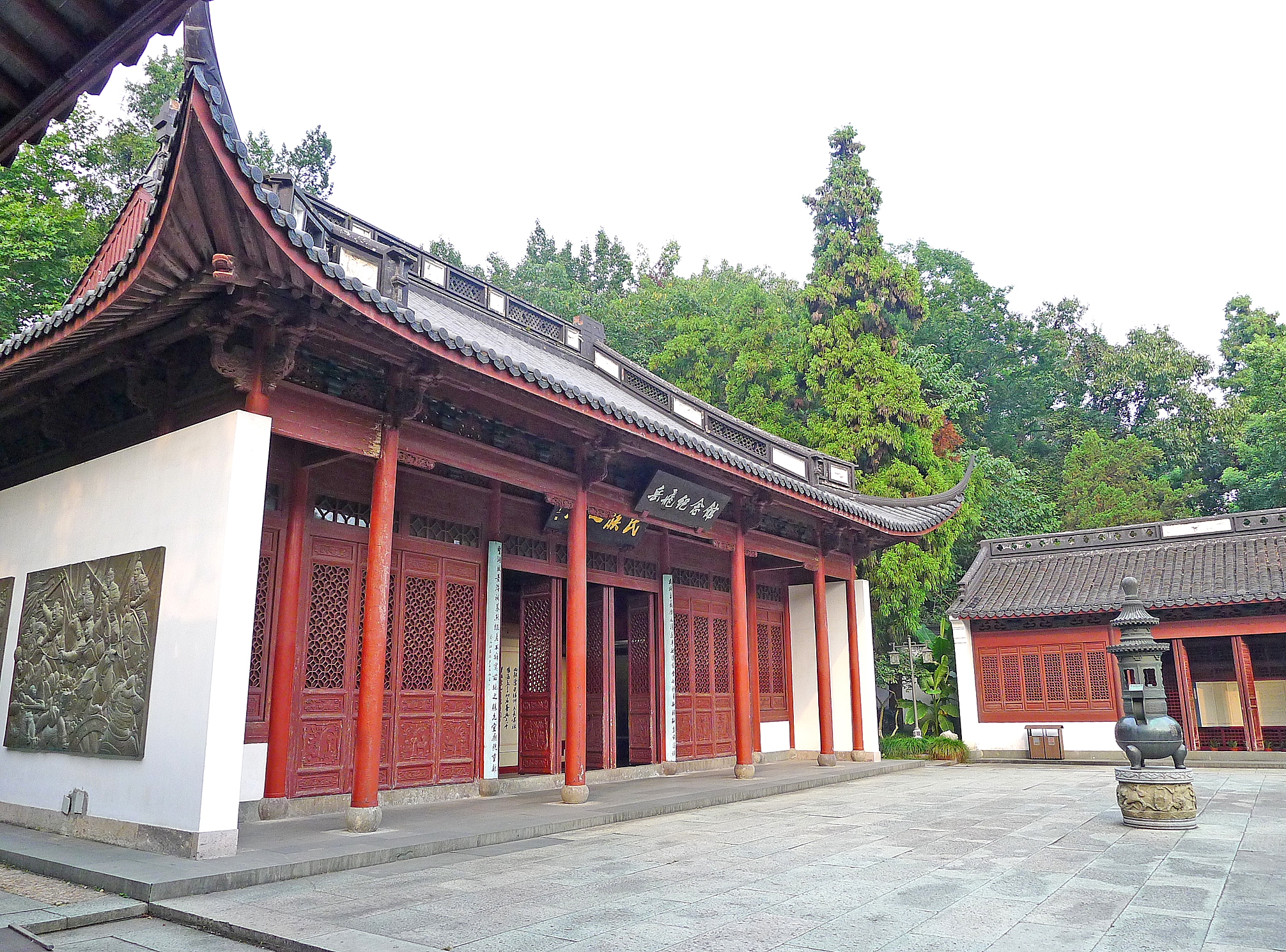  p data-id="gnb11wizho">嘉兴岳王祠位于浙江省嘉兴市三塔路运河塘上