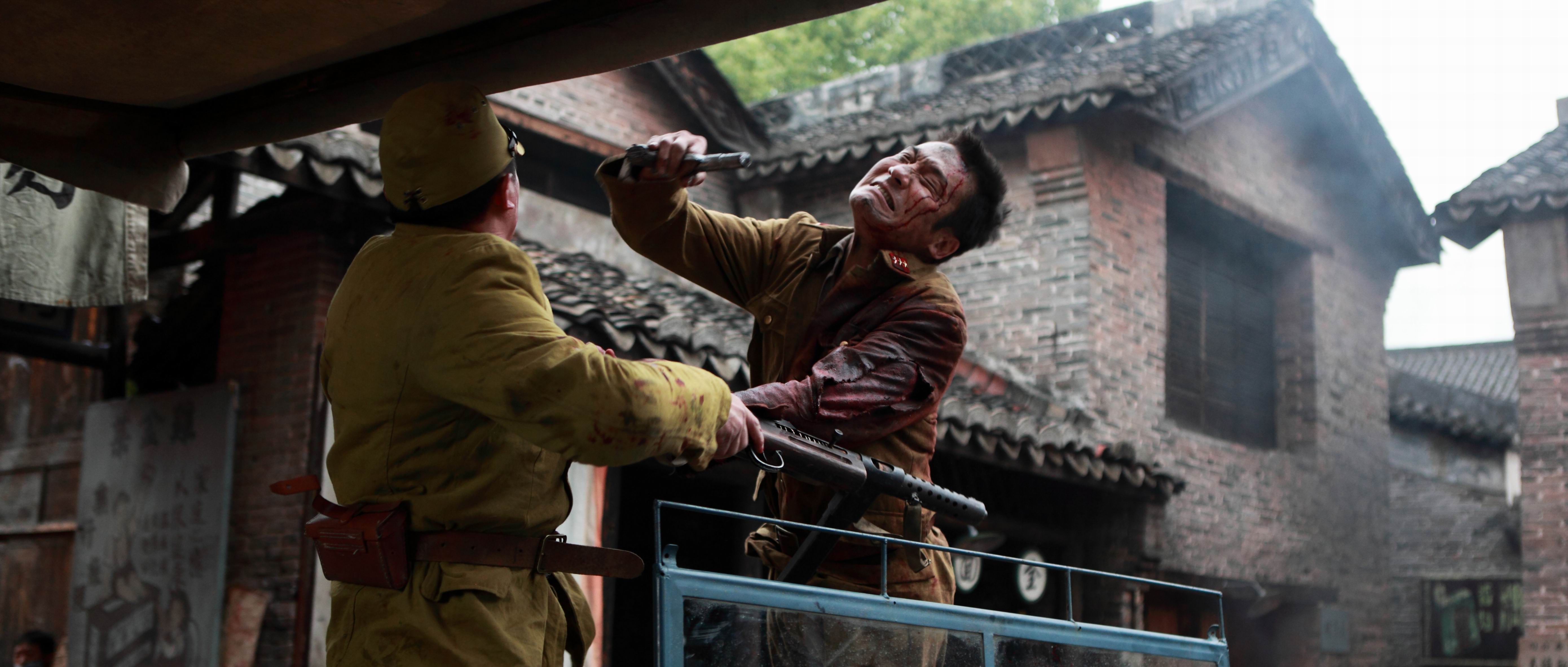 ">虎子 /a>执导, a href="#" data-lemmaid="204740">李昌民 /a>编剧