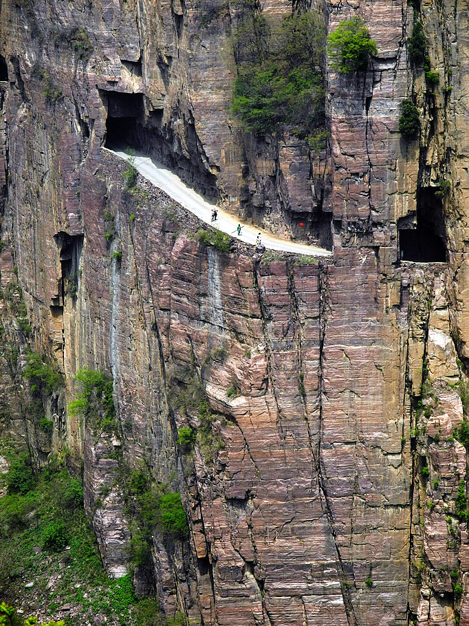 太行山崖壁公路