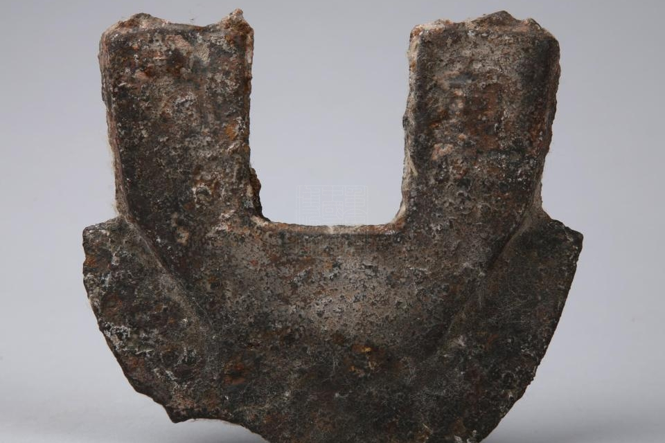  p>战国蜀郡铁锄是重庆中国三峡博物馆收藏的铁器. /p>