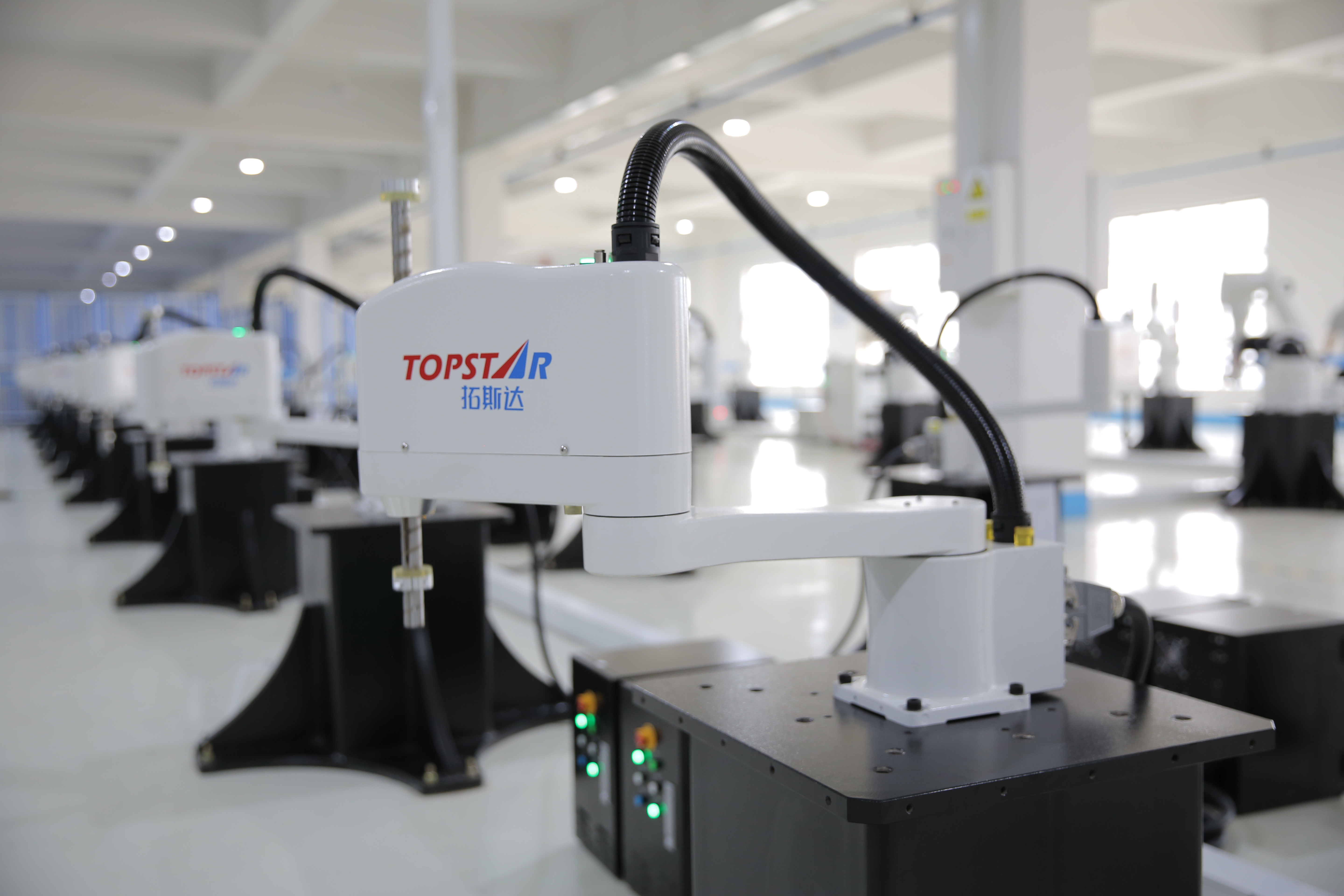 拓斯达,股票代码:300607)是广东省首家登陆创业板的机器人骨干企业