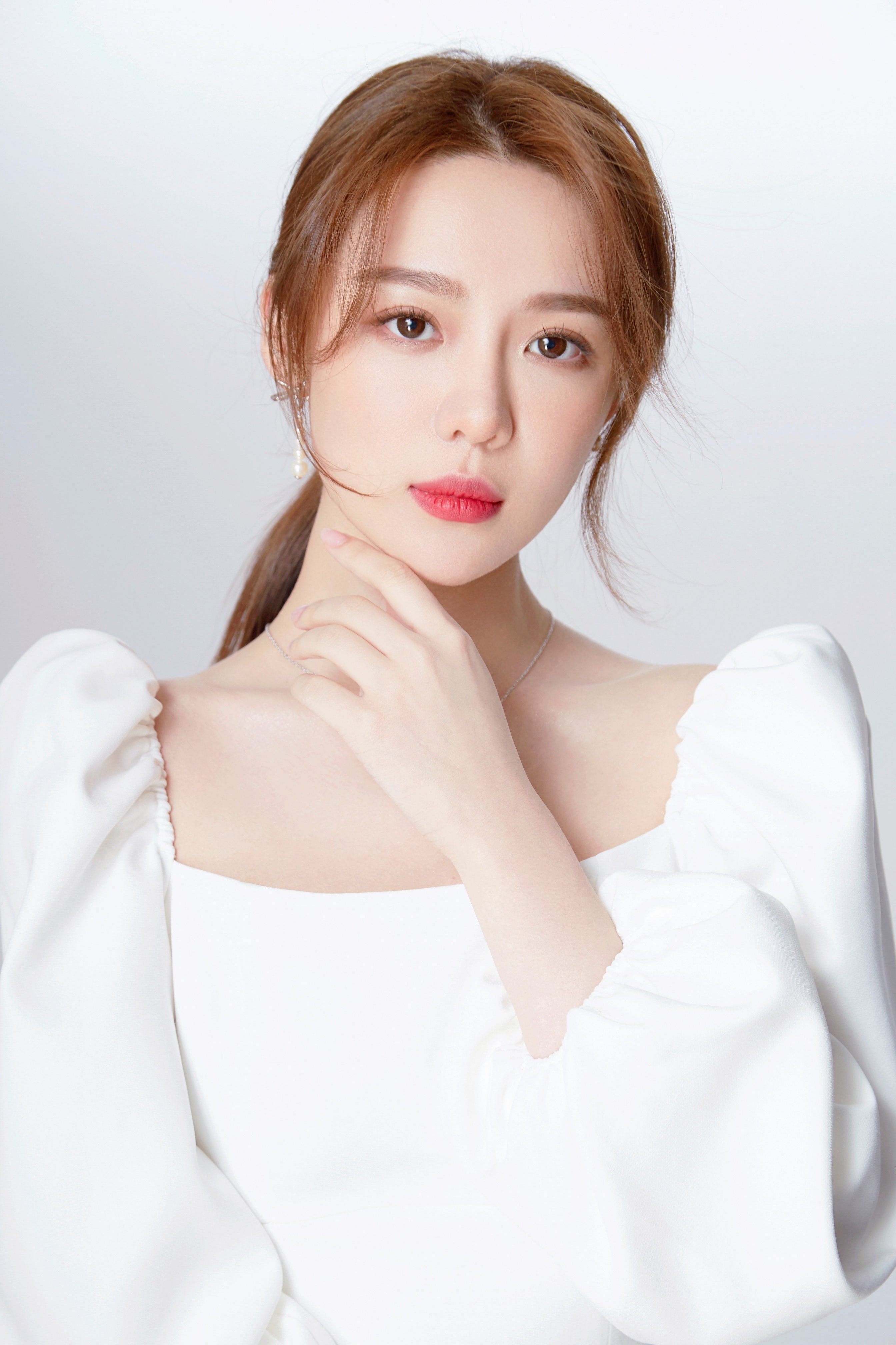  p data-id="go4bxjnh3a">盛以婕,1996年12月16日出生于 a target="