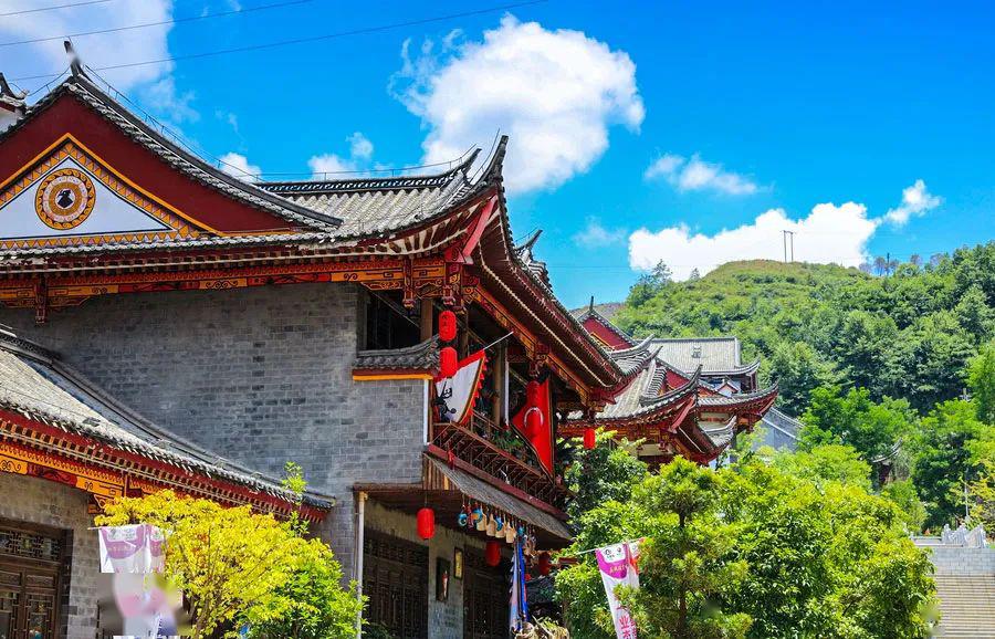  p data-id="su3rgmwbjwaa">慕俄格古彝文化旅游景区,位于贵州省毕节