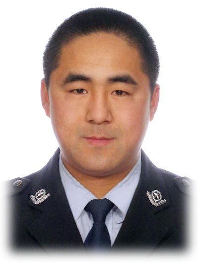 李飞宏,男,汉族