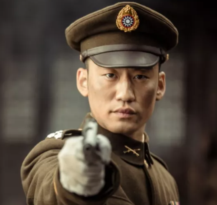 kgzqn6w">陆胜文,男,2018年陈健执导的近代革命剧《老虎队》中的角色