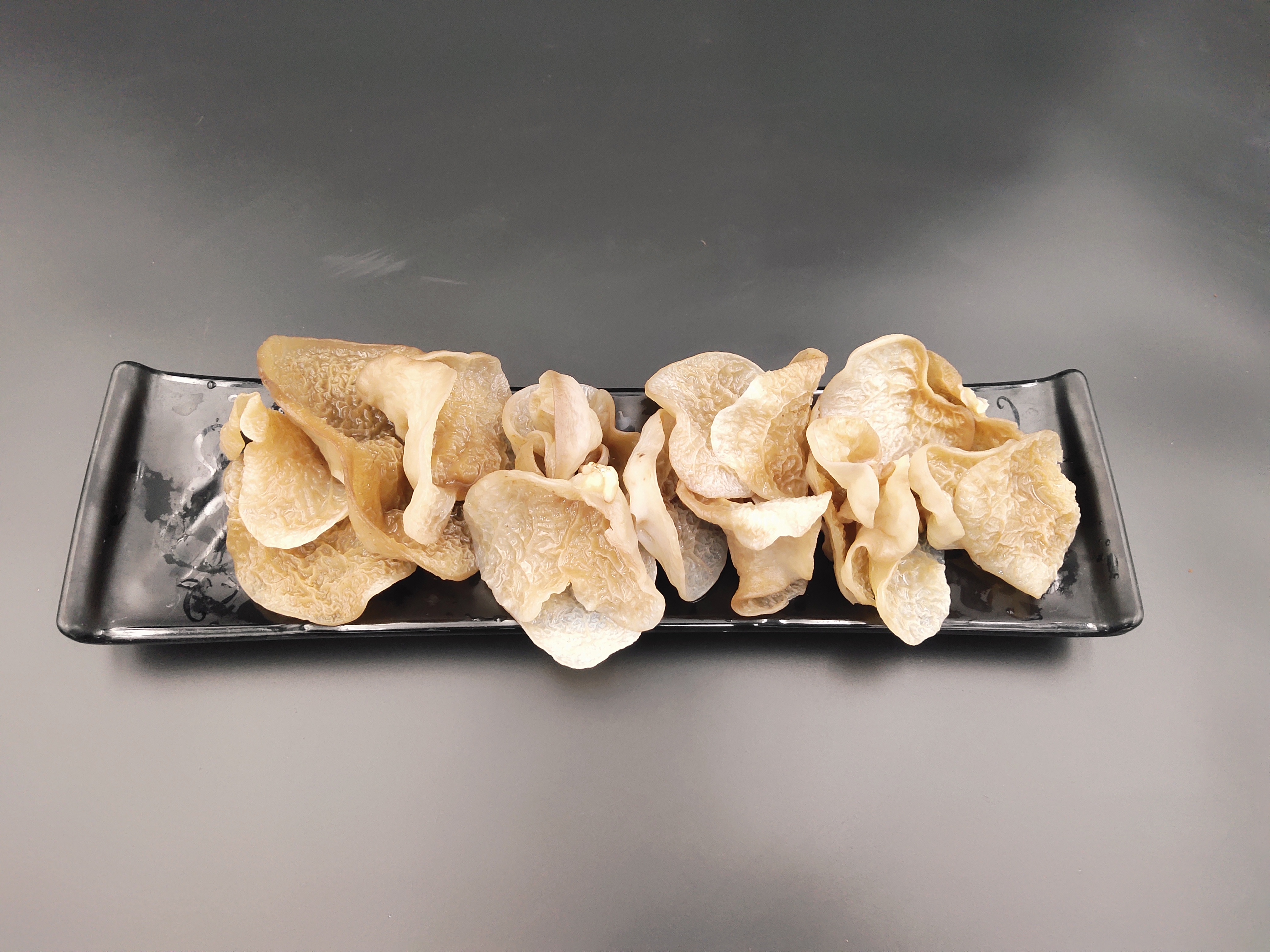  p>皱木耳(拉丁学名:auricularia delicata (fr.) henn.