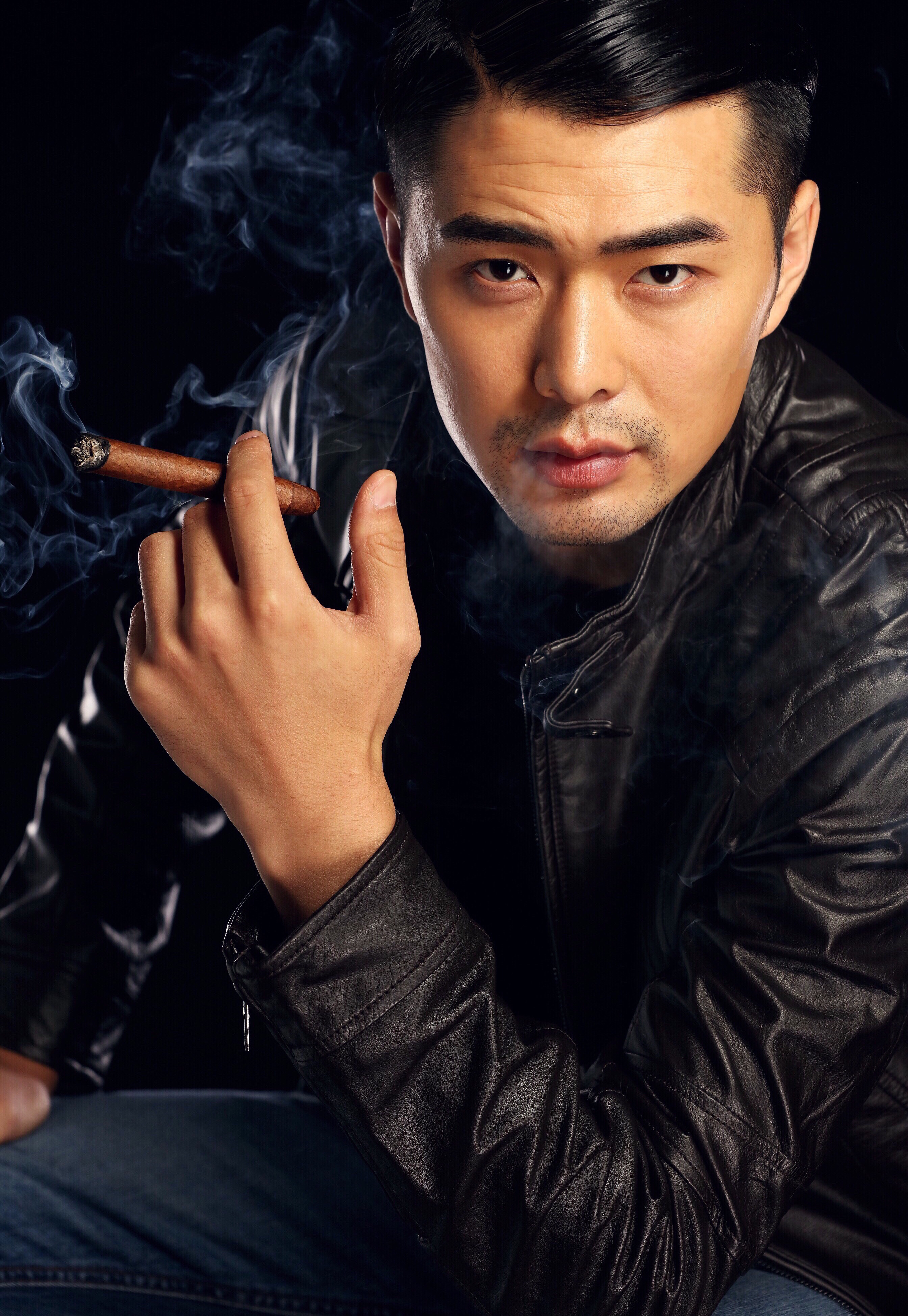 data-id="tjl3qilnn28x">王大为,原名