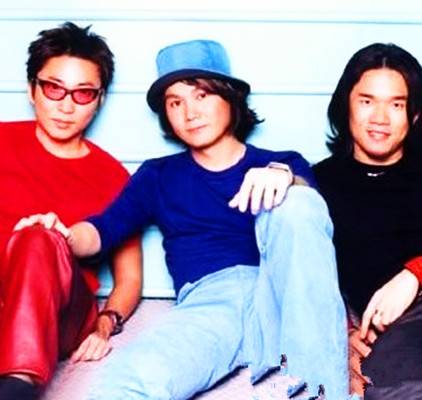 梦飞船（新加坡三人男子合唱组合）_百度百科