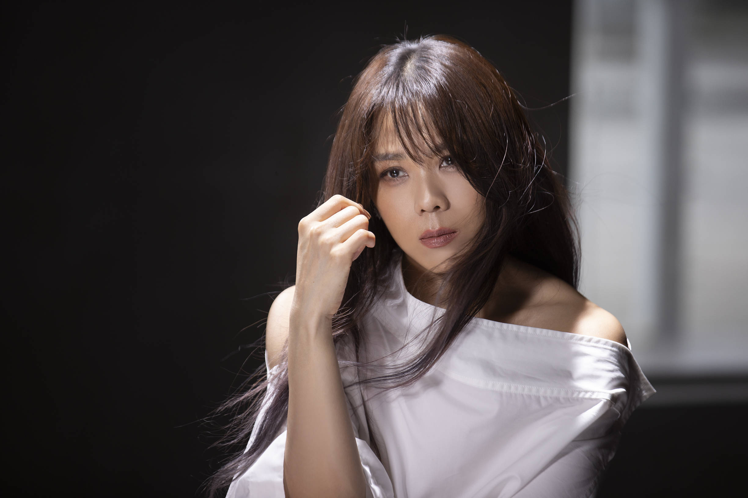  p>《出走》是由 a target="_blank" href="/item/蔡健雅/4407299"