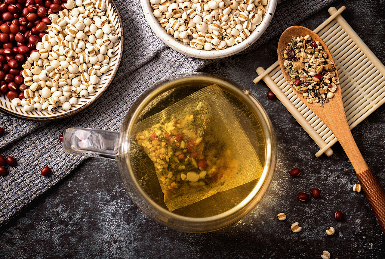 薏仁红豆茶饮