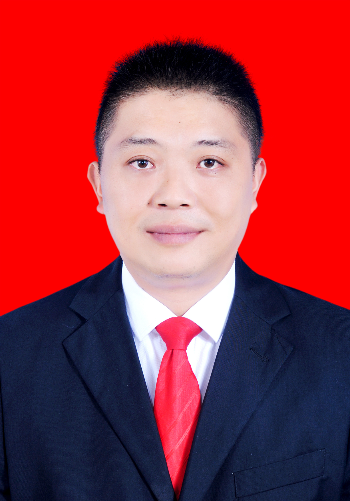 现任贵州省黔南布依族苗族自治州贵定县纪委副书记,县监委副主任