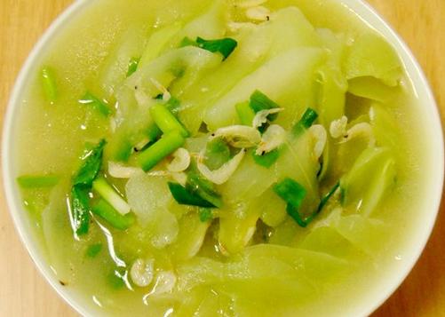 黄瓜虾皮汤