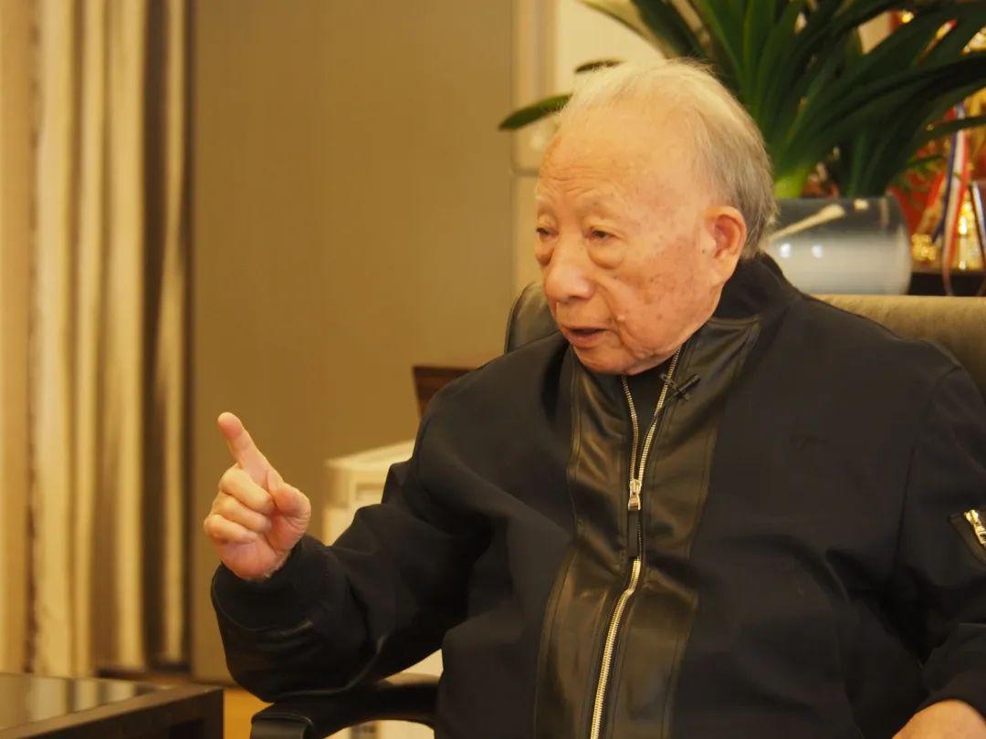 徐文荣