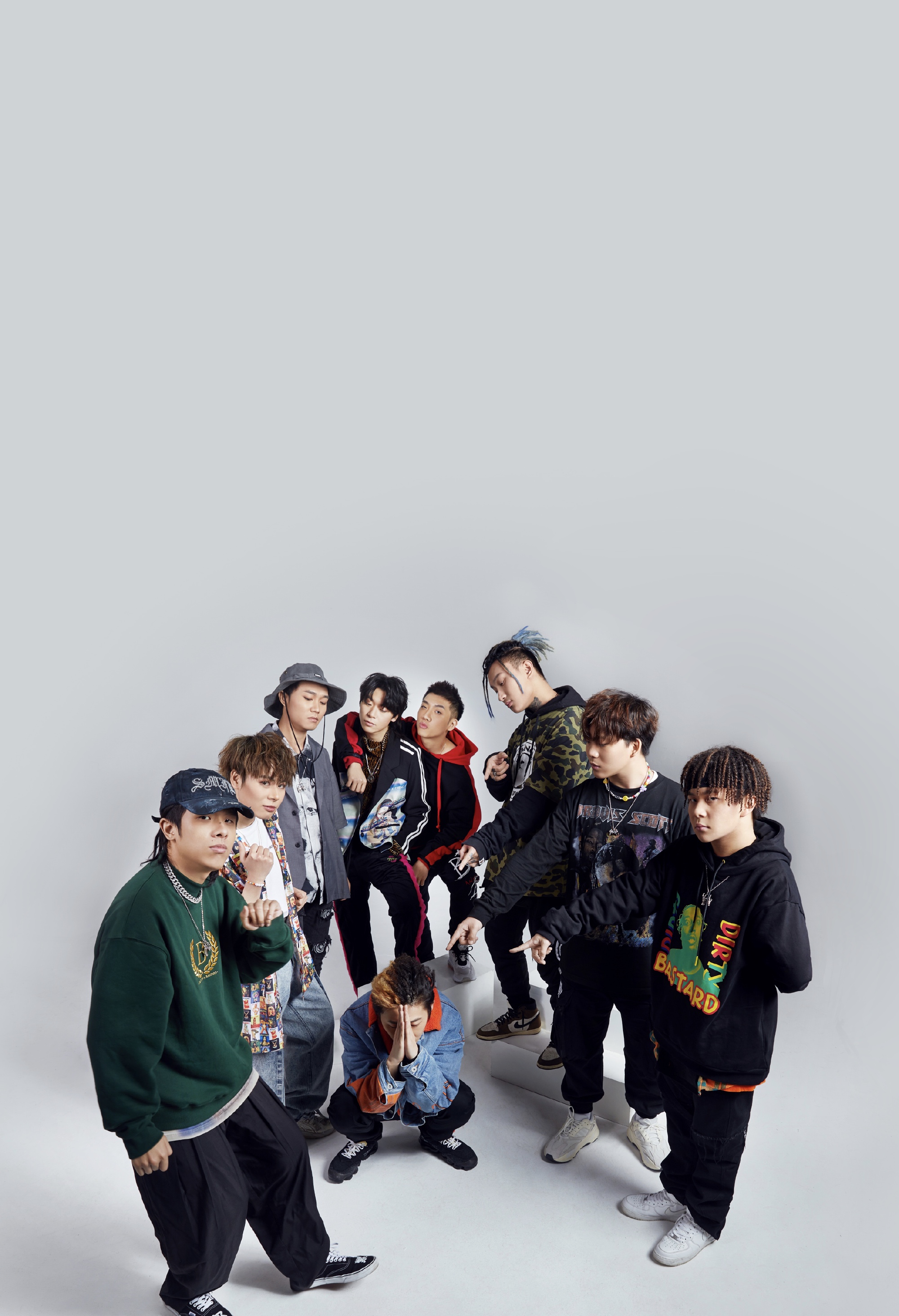 class="ref" data-ctrid="u9q54fw">是活死人(walking dead)厂牌首张