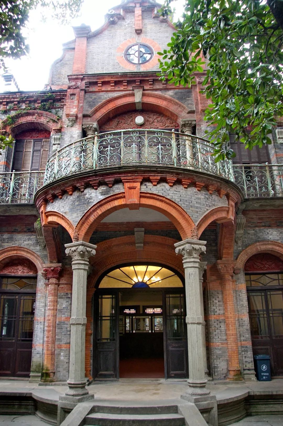 ="sosqgh8gjhkm">南浔张氏旧宅建筑群,名"懿德堂",位于浙江省湖州市 a