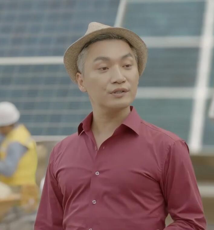男,虚拟人物,韩国连续剧《太阳的后裔》中的角色,由演员赵在允饰演