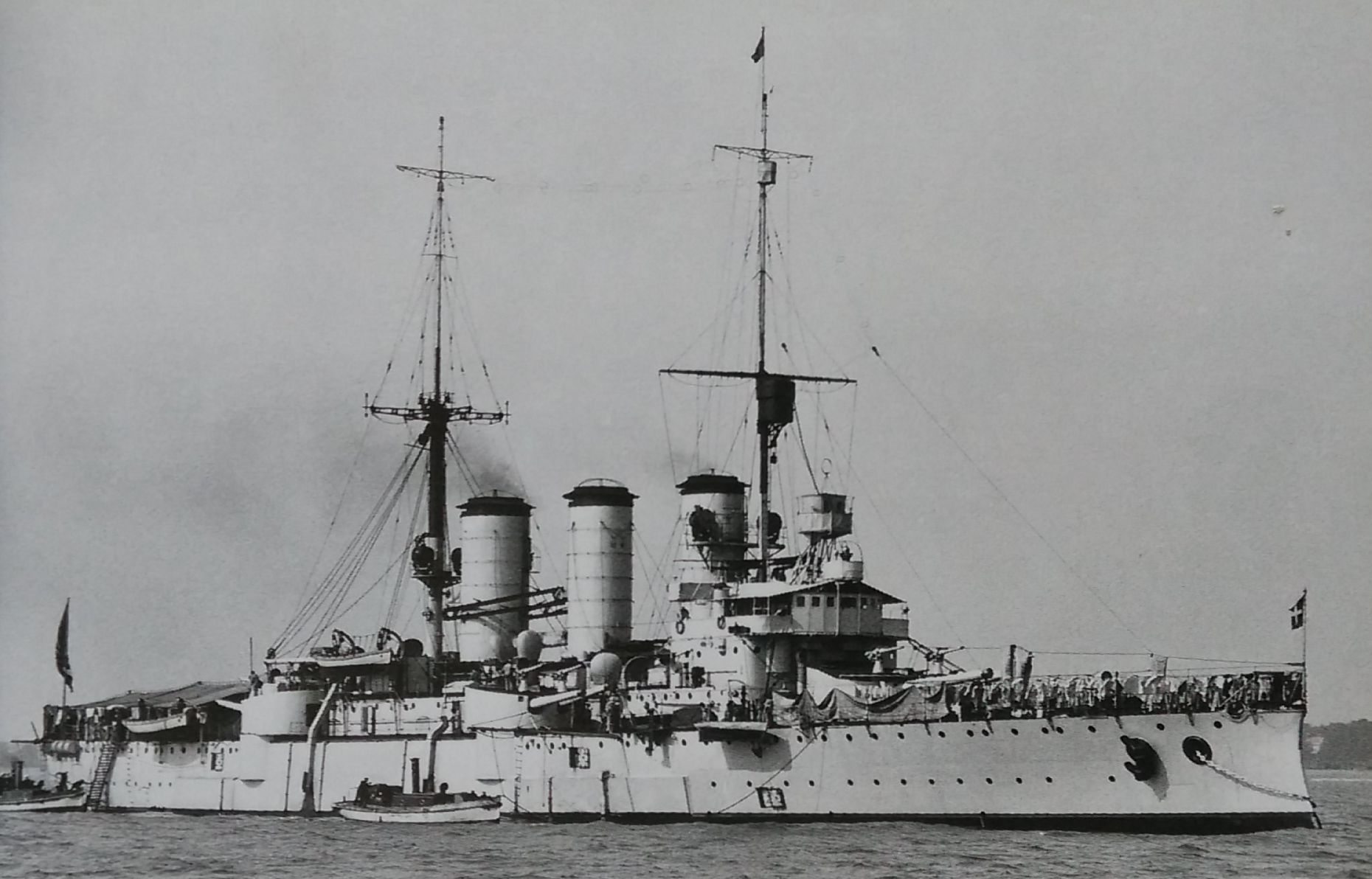 加里波第级装甲巡洋舰