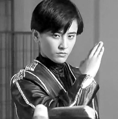 大岛由加利性奴