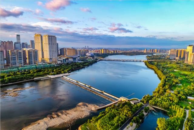 胜利桥也叫做浑河第八桥,位于 a target="_blank" href="/item/沈阳市