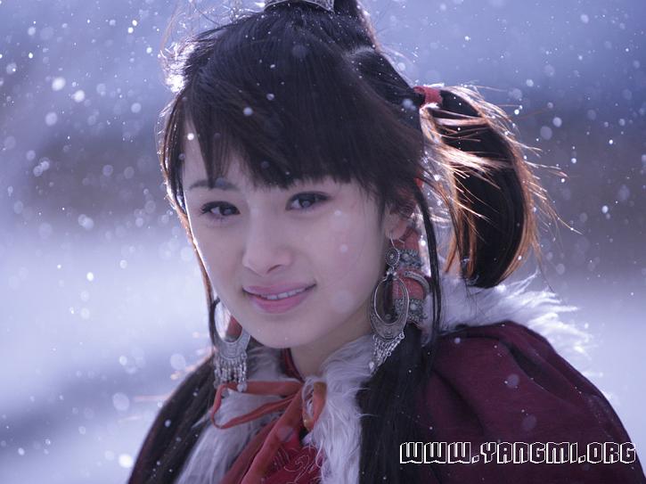  p>杨幂,1986年9月12日出生于北京市,中国内地影视女演员,流行乐歌手