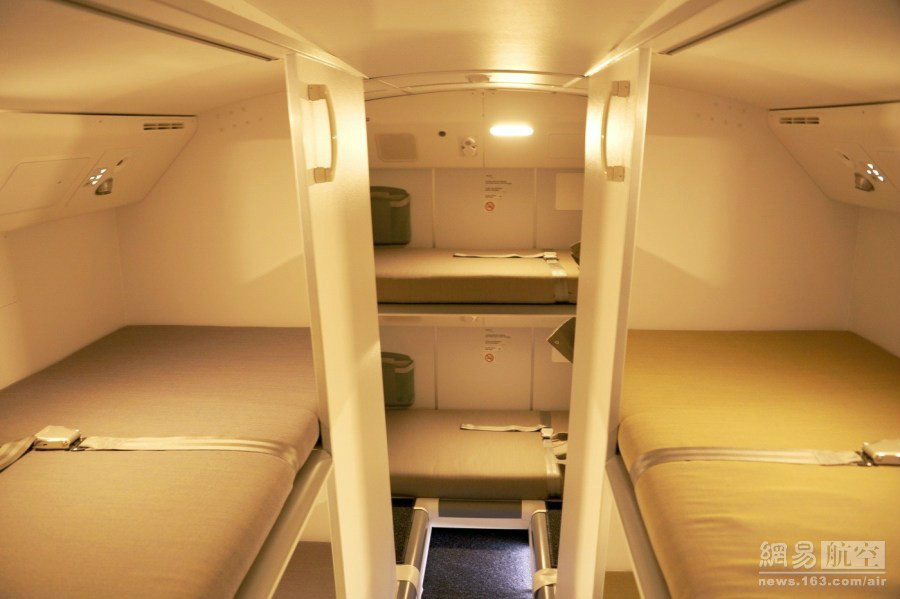 波音747-8洲际飞机