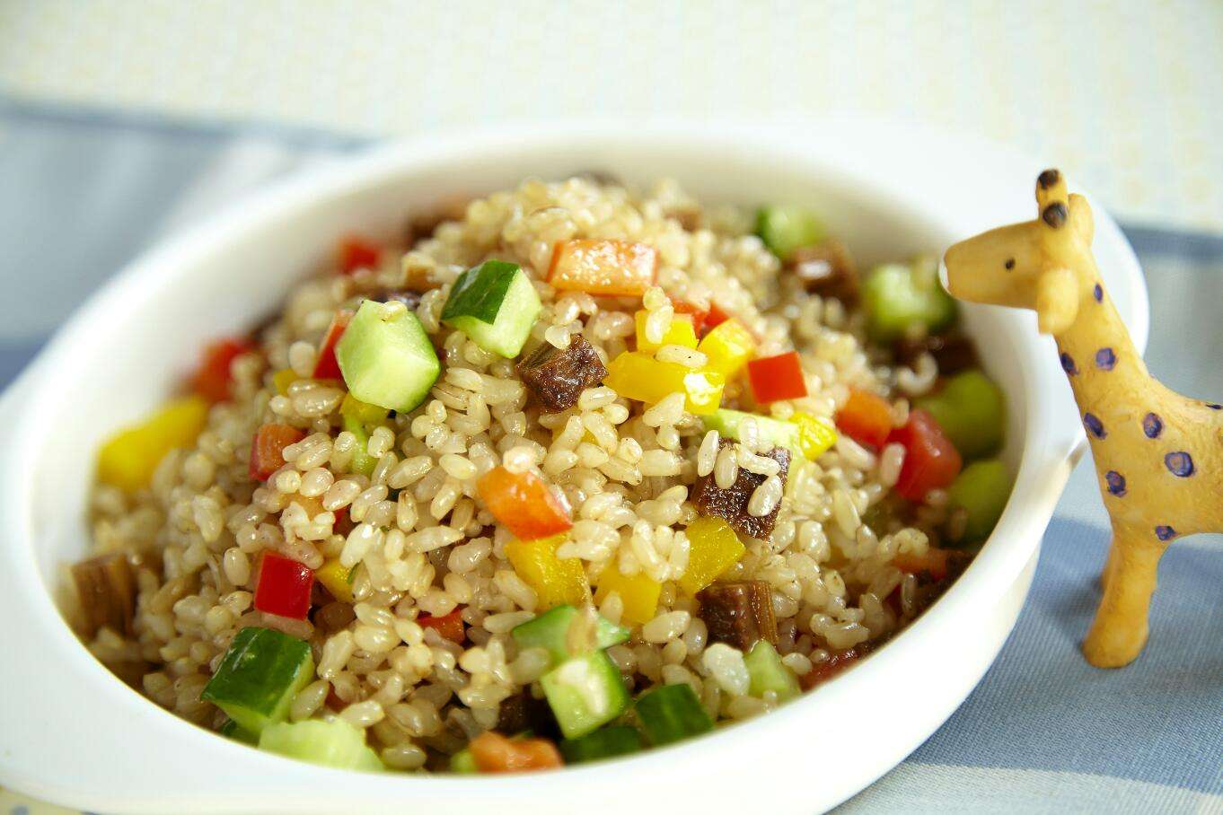  p>素炒饭是一道美食. /p>