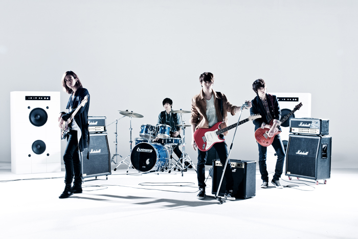  p>cnblue(全称code name blue),是fnc entertainment于2010年1月14日